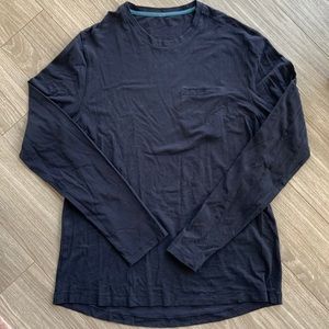 Lululemon Men’s Long-sleeve Pocket Tee